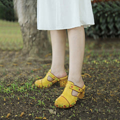 Socofy Spring and summer new spot genuine leather retro floral Baotou comfortable thick heel clogs and sandals