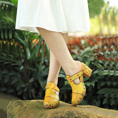 Socofy Spring and summer new spot genuine leather retro floral Baotou comfortable thick heel clogs and sandals