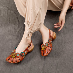 Socofy Handmade Leather Floral Closed Toe Low Heel Sandals