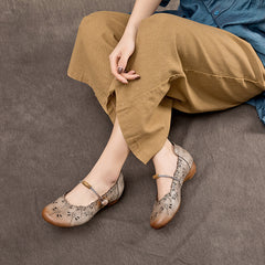 Socofy Handcrafted Leather Round Toe Vintage Low Heel Flats