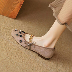 Socofy Chinese Style Square Toe Flower Metal Chain Low Heel Shoes