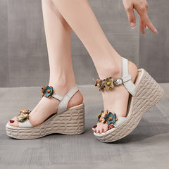 Socofy Retro Leather Flower Accent High Heel Peep Toe Platform Sandals