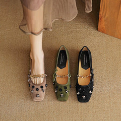Socofy Chinese Style Square Toe Flower Metal Chain Low Heel Shoes