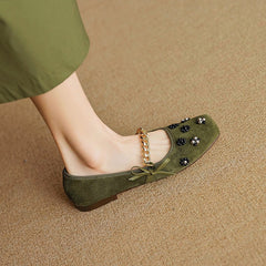 Socofy Chinese Style Square Toe Flower Metal Chain Low Heel Shoes