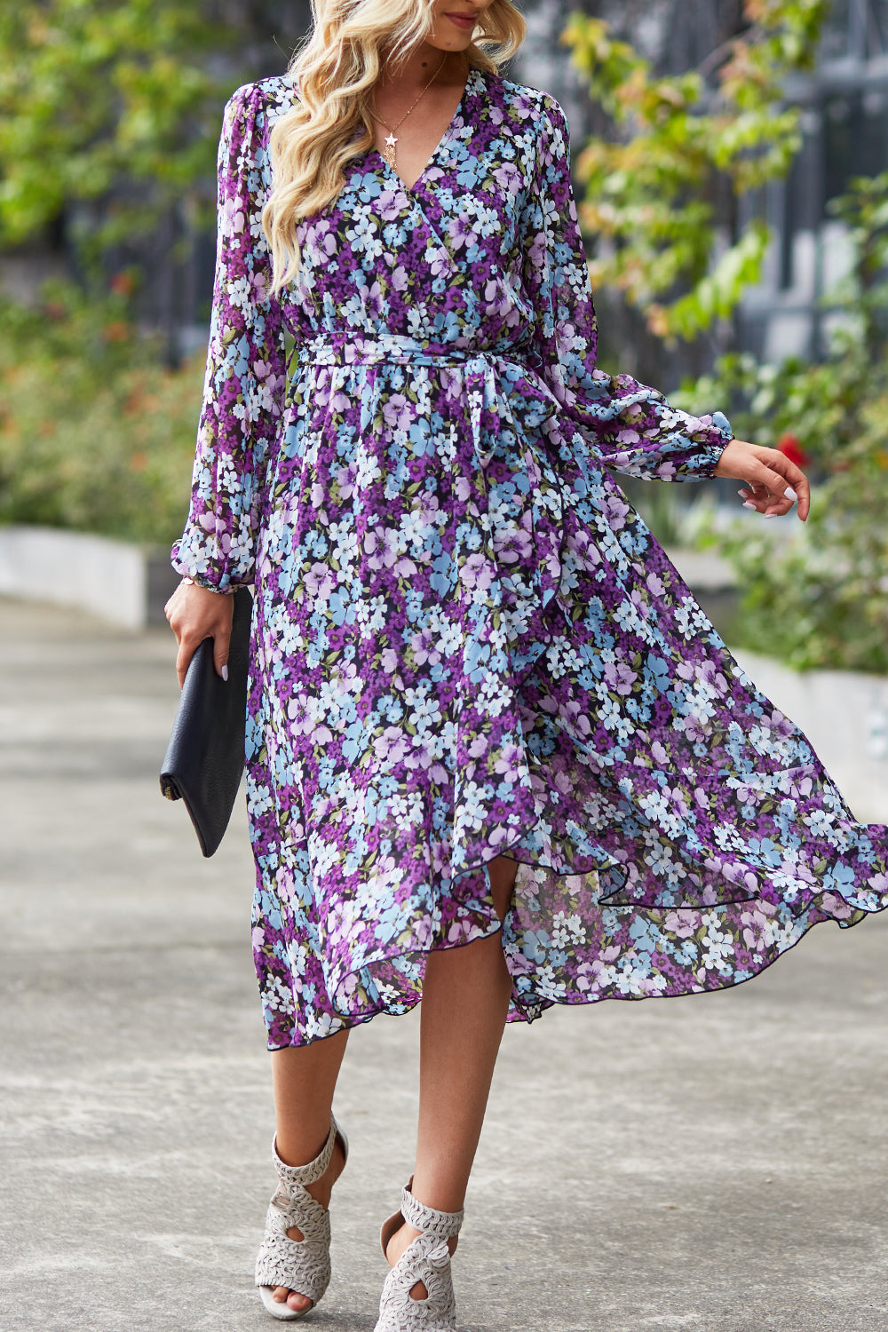V Neck Ruffle Belted A-Line Flowy Dresses