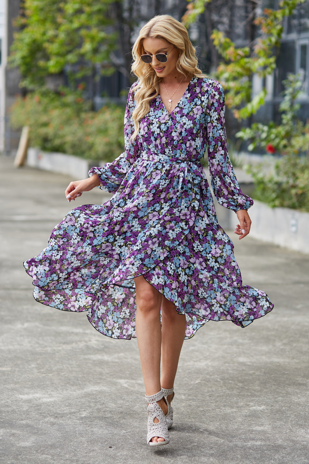 V Neck Ruffle Belted A-Line Flowy Dresses