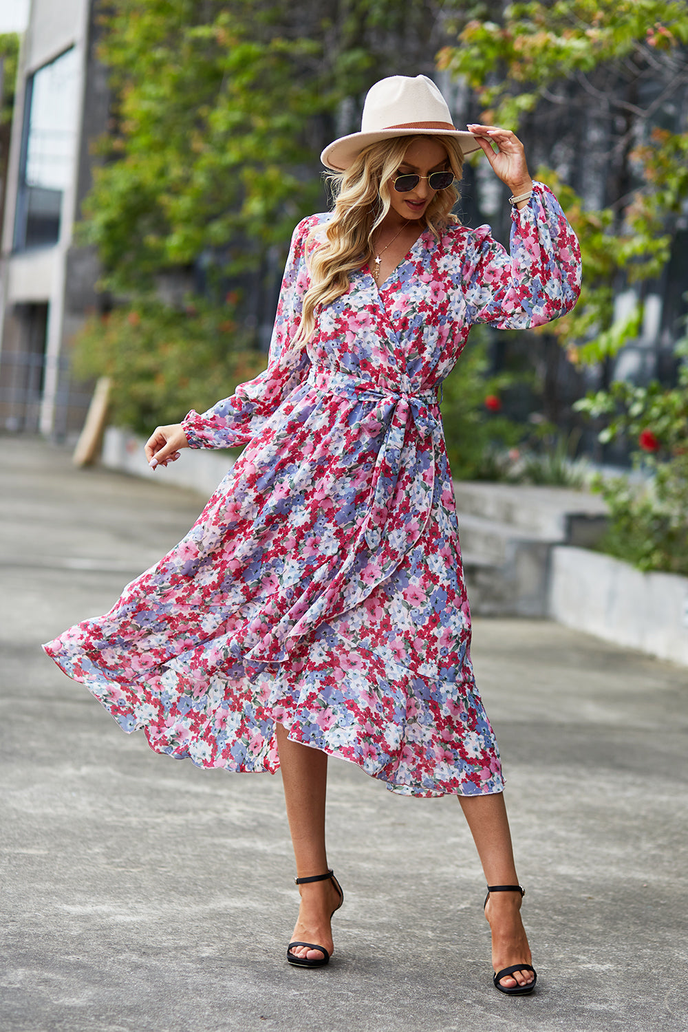 V Neck Ruffle Belted A-Line Flowy Dresses