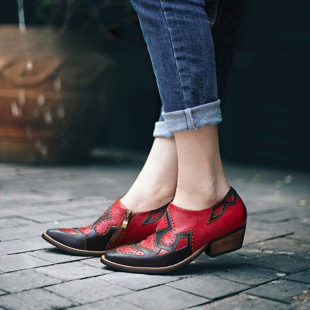 Socofy Genuine Leather Retro Round Rivet Deco Shallow Flat Shoes